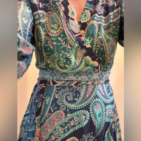 Farm Rio Wrap maxi dress - Picture 4 of 10
